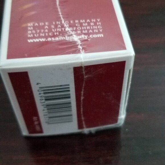 COPY - Beauty treatment with Retinol - Picture 3 of 4